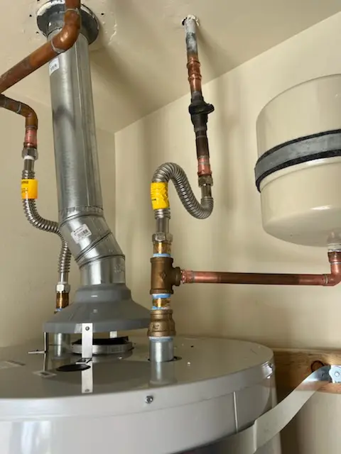 Water heater installation and plumbing repair in Meraux